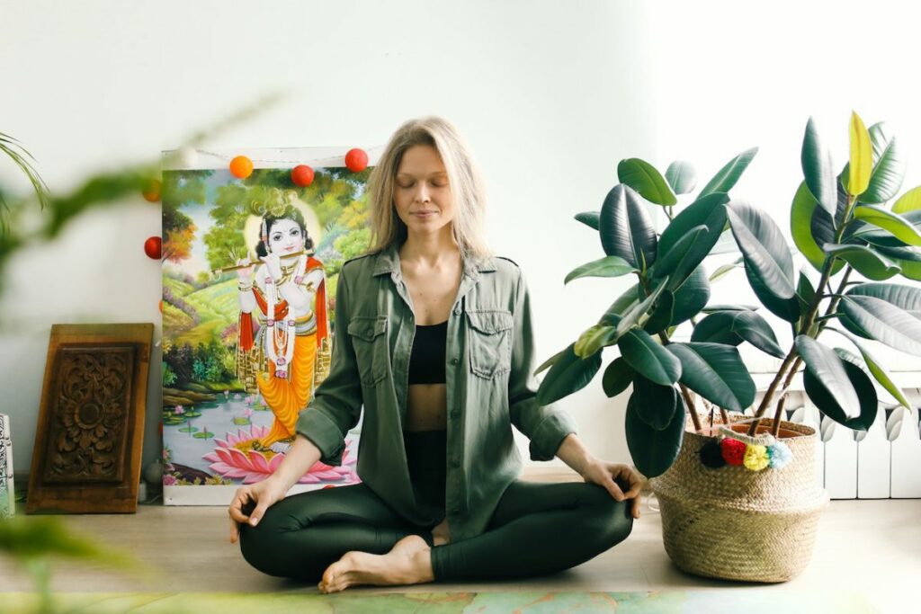 How to Meditate in a Small Apartment